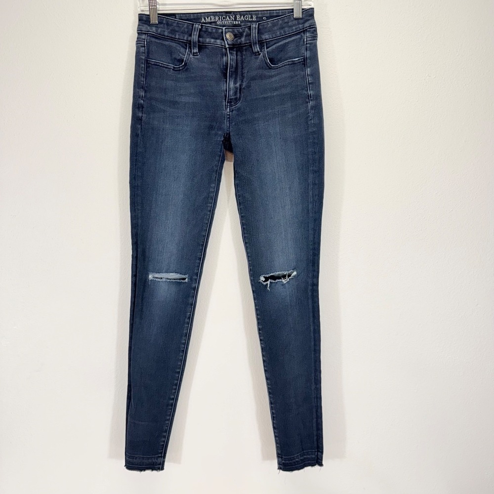 American Eagle High Rise Distressed Raw Hem Blue Super Stretch Jeans Size 4 Long
